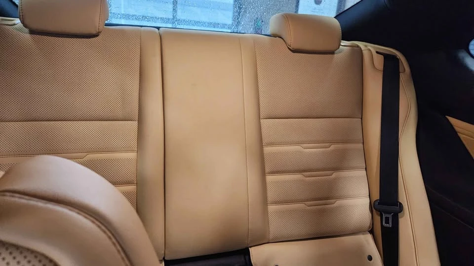 2018 Lexus RC - Image 8 of 10