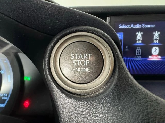 2018 Lexus RC - Image 17 of 21
