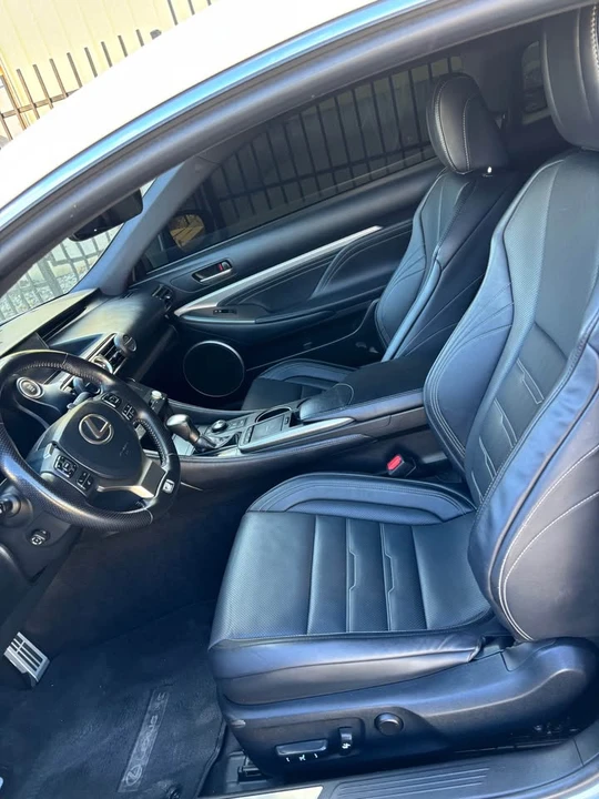 2018 Lexus RC - Image 8 of 13