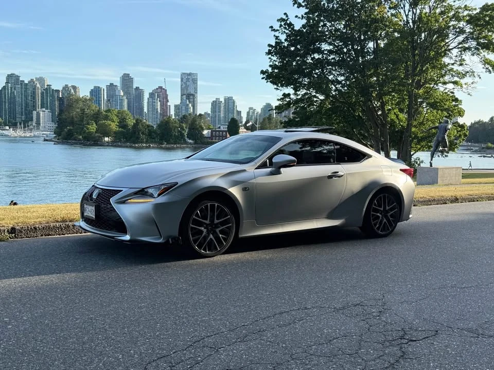 2018 Lexus RC - Image 3 of 5