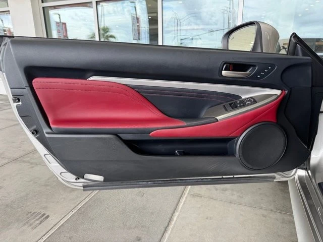 2018 Lexus RC - Image 18 of 31