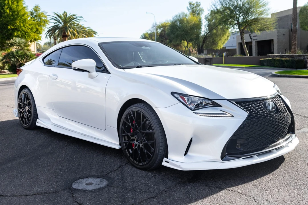 2018 Lexus RC - Image 1 of 31