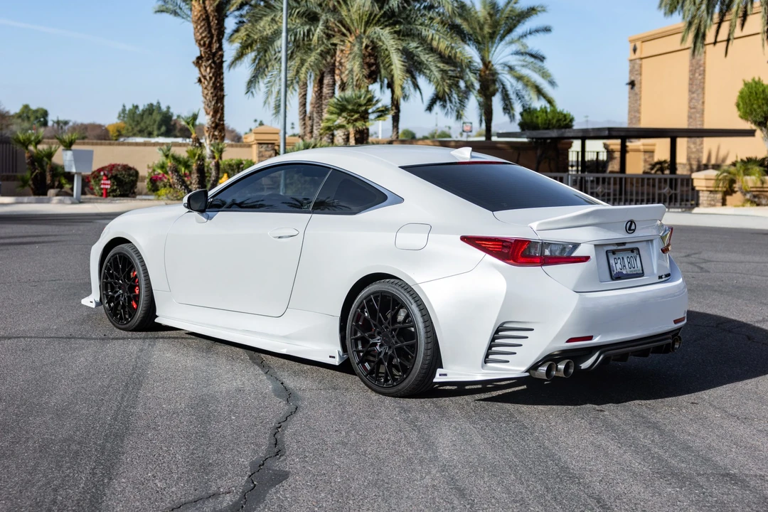 2018 Lexus RC - Image 8 of 31