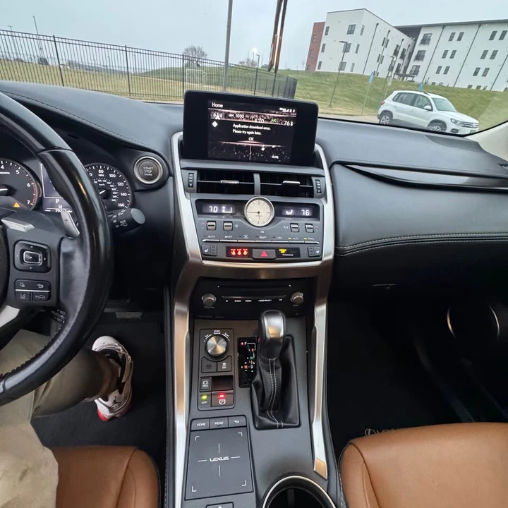 2018 Lexus RX 4th Gen - Image 16 of 19