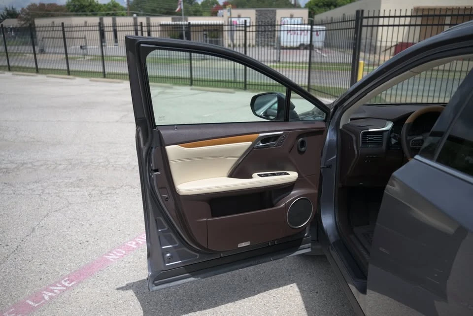 2018 Lexus RX 4th Gen - Image 16 of 20