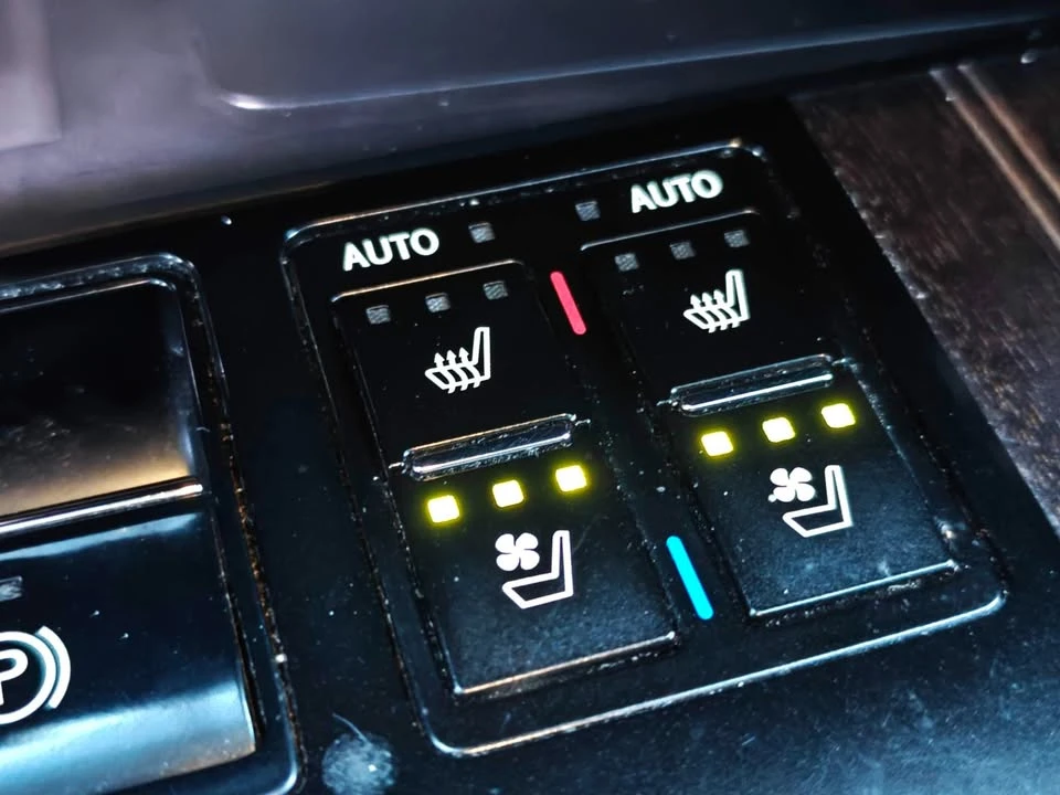 2018 Lexus RX 4th Gen - Image 10 of 14