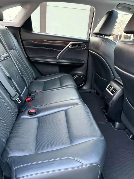 2018 Lexus RX 4th Gen - Image 11 of 17