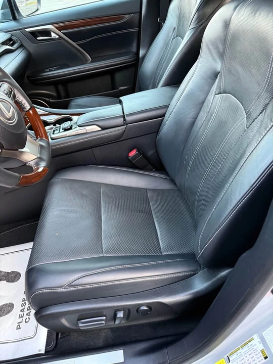 2018 Lexus RX 4th Gen - Image 16 of 17