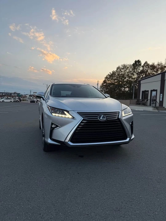 2018 Lexus RX 4th Gen - Image 3 of 17