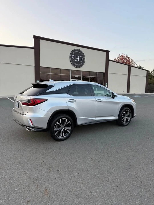 2018 Lexus RX 4th Gen - Image 2 of 17