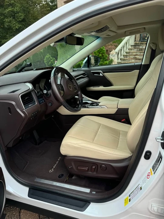 2018 Lexus RX 4th Gen - Image 6 of 10