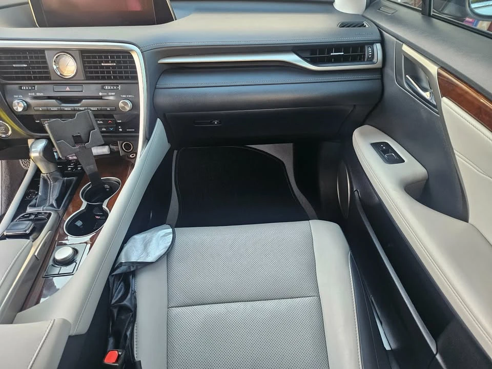 2018 Lexus RX 4th Gen - Image 18 of 20
