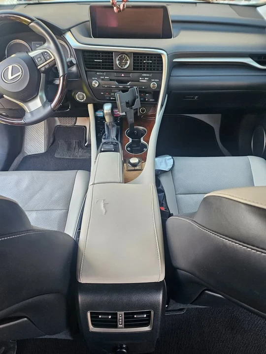 2018 Lexus RX 4th Gen - Image 17 of 20