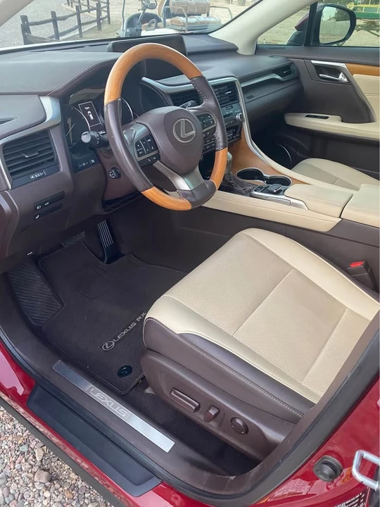 2018 Lexus RX 4th Gen - Image 7 of 10