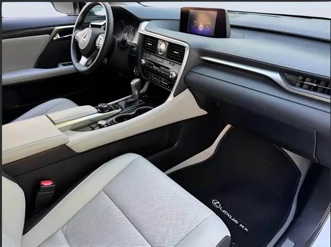 2018 Lexus RX 4th Gen - Image 11 of 15