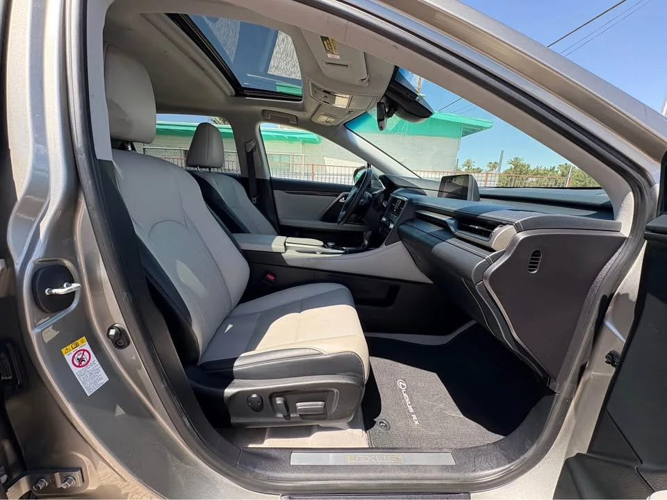 2018 Lexus RX 4th Gen - Image 18 of 19