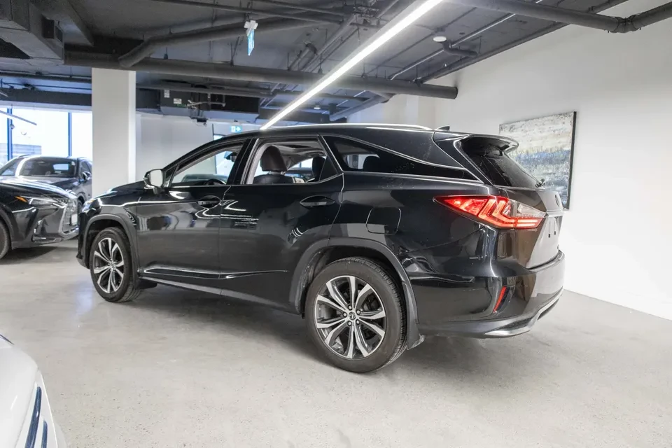 2018 Lexus RX 4th Gen - Image 11 of 15
