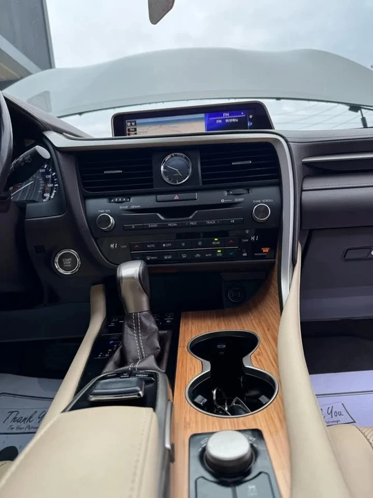 2018 Lexus RX 4th Gen - Image 9 of 19