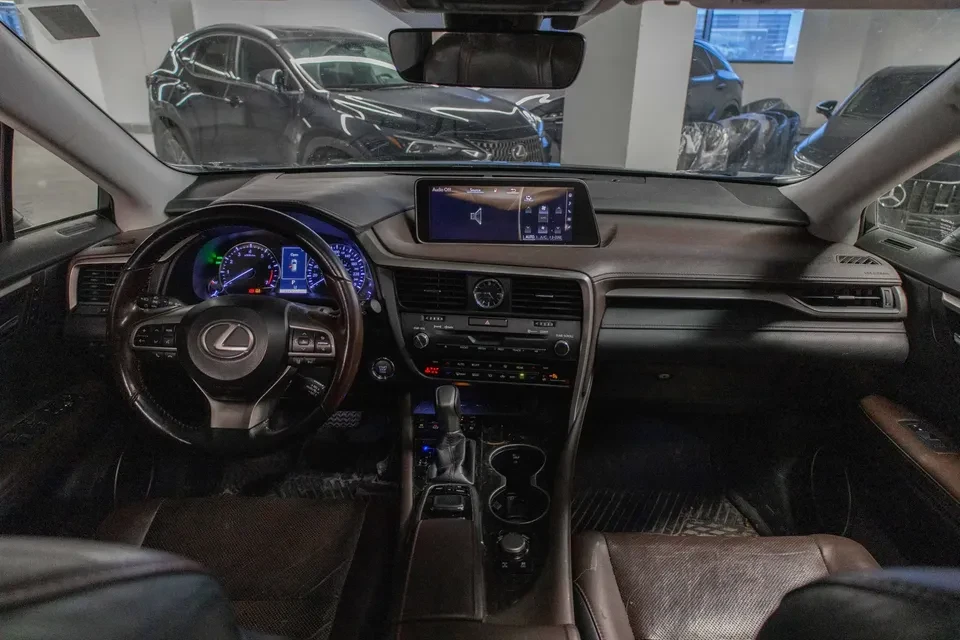 2018 Lexus RX 4th Gen - Image 2 of 15