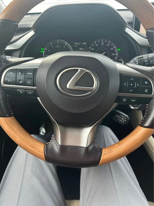 2018 Lexus RX 4th Gen - Image 13 of 18