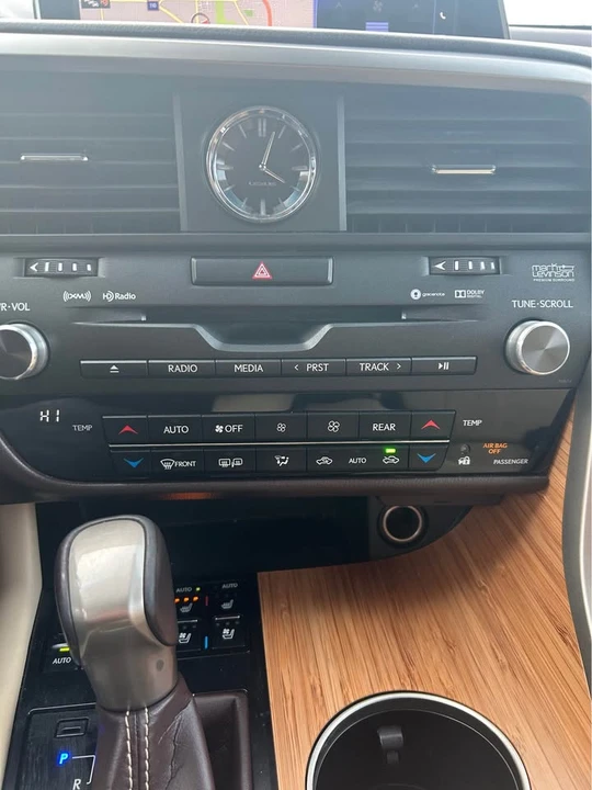 2018 Lexus RX 4th Gen - Image 17 of 18