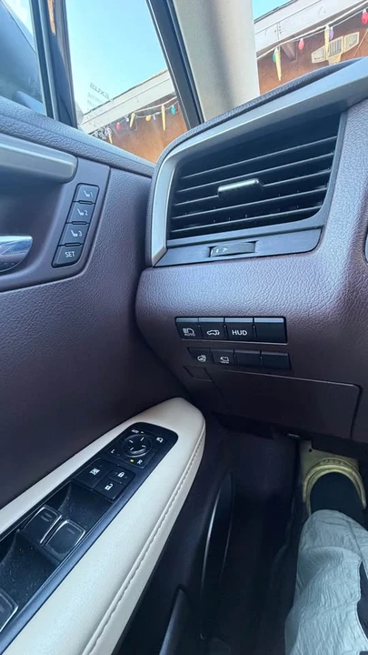 2018 Lexus RX 4th Gen - Image 16 of 19