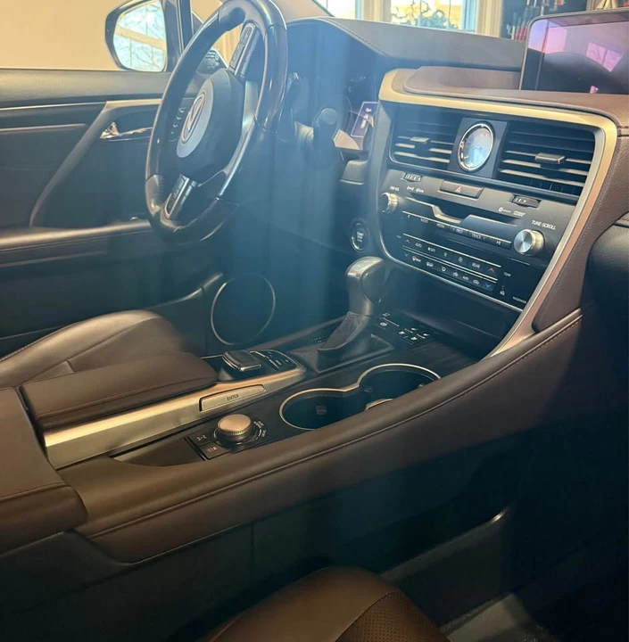 2018 Lexus RX 4th Gen - Image 6 of 7