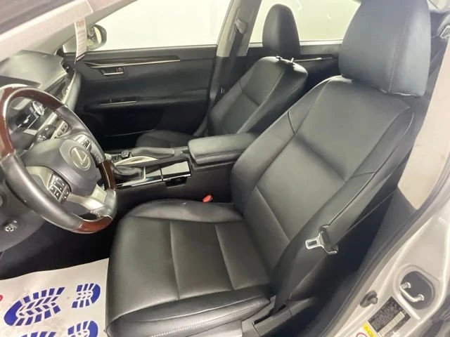 2018 Lexus ES 6th Gen - Image 8 of 20