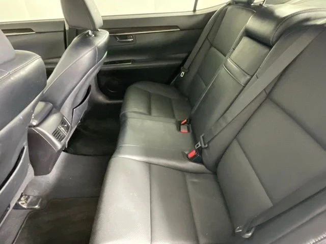 2018 Lexus ES 6th Gen - Image 11 of 20