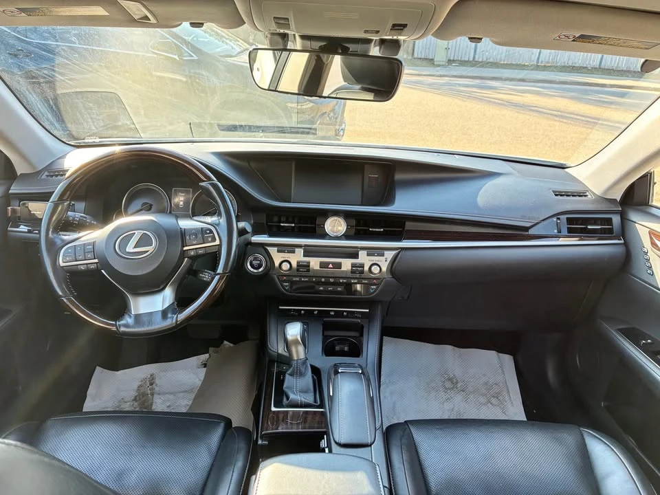 2018 Lexus ES 6th Gen - Image 4 of 6
