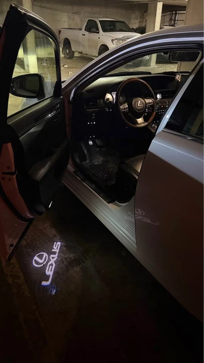 2018 Lexus ES 6th Gen - Image 6 of 8