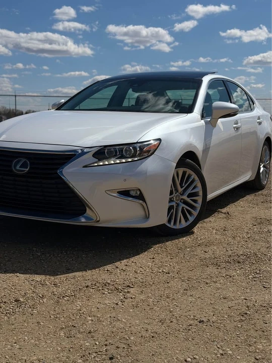 2018 Lexus ES 6th Gen - Image 2 of 8