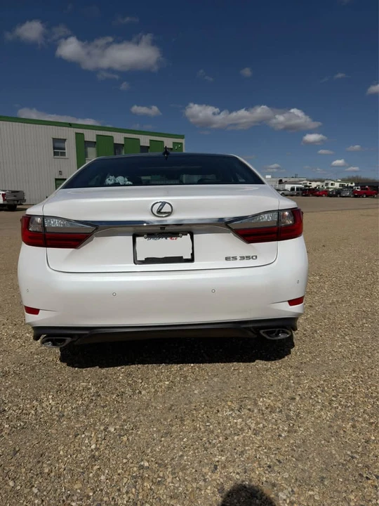 2018 Lexus ES 6th Gen - Image 5 of 8