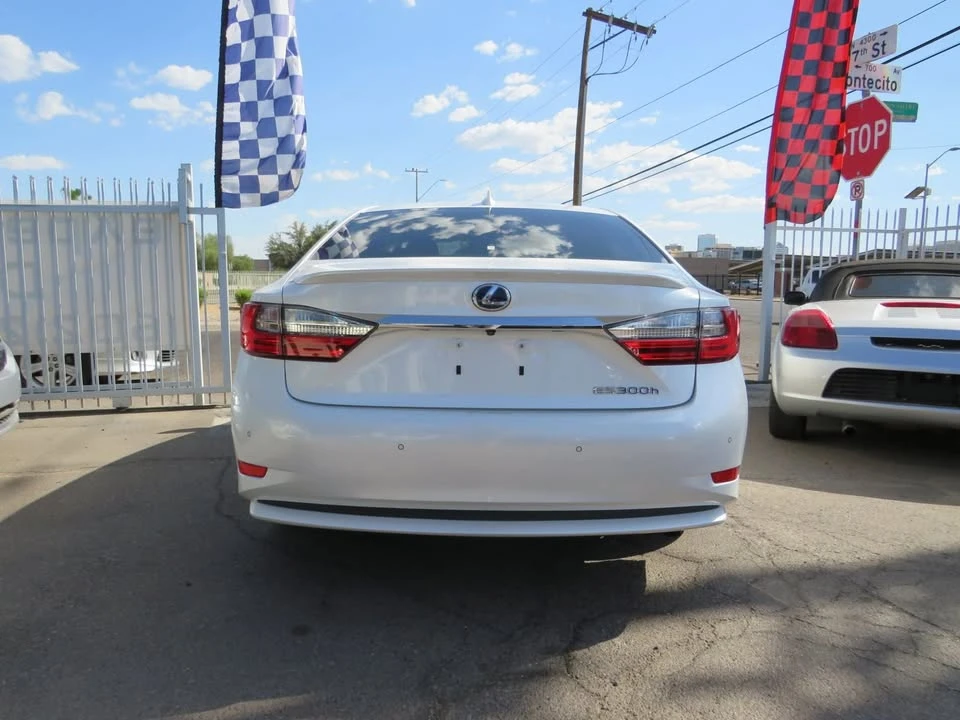 2018 Lexus ES 6th Gen - Image 5 of 20