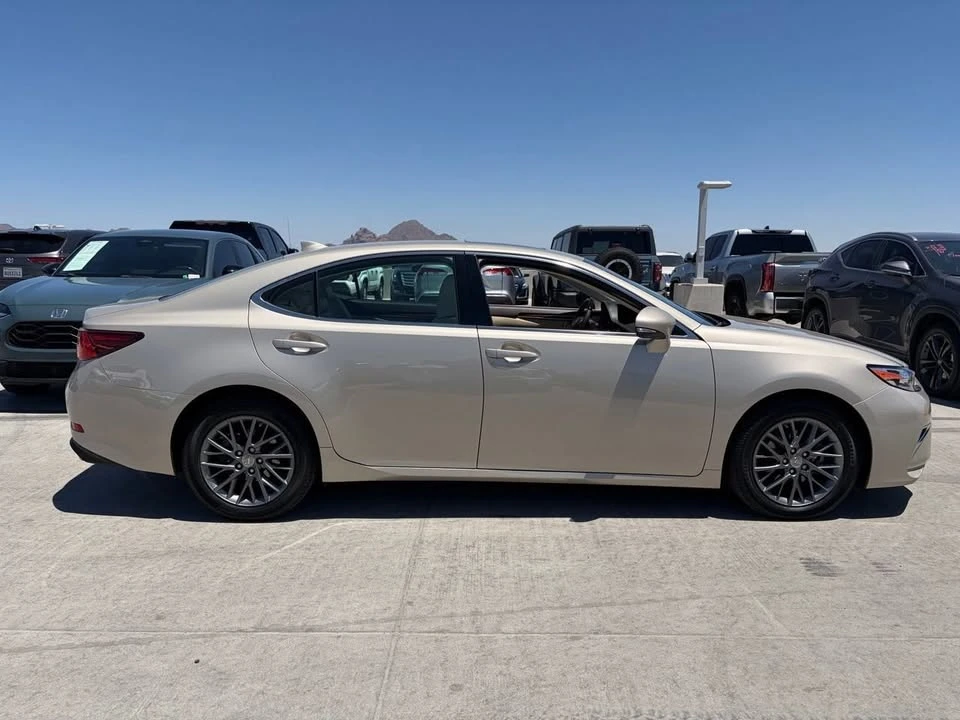 2018 Lexus ES 6th Gen - Image 3 of 14