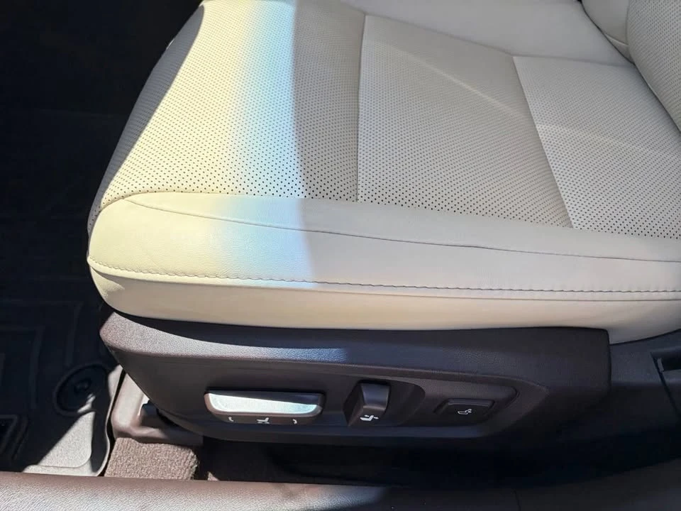 2018 Lexus ES 6th Gen - Image 6 of 14