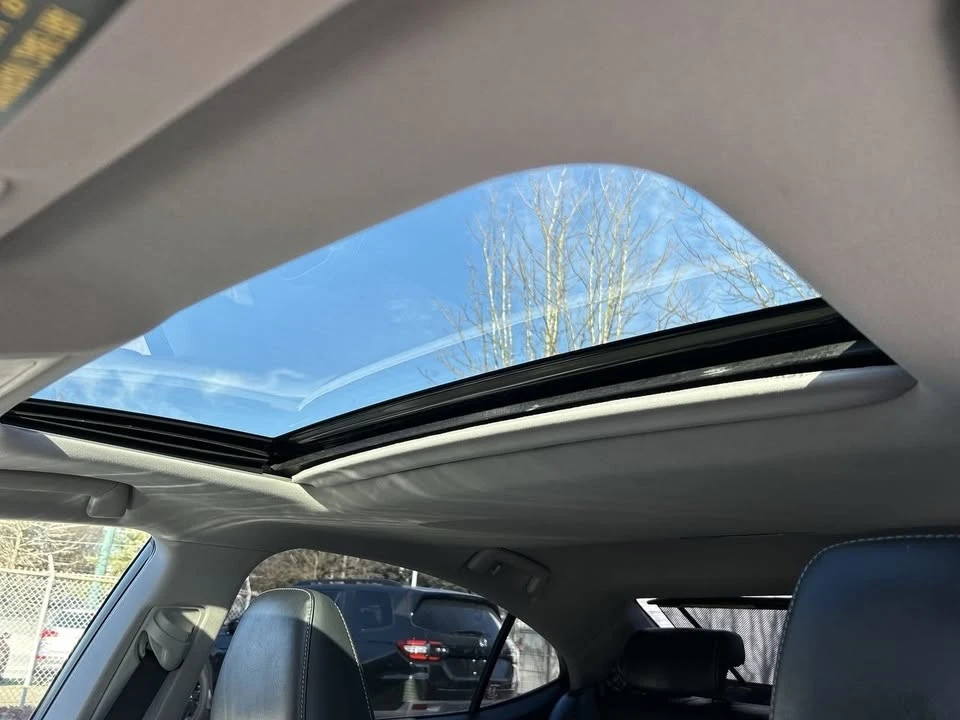 2018 Lexus ES 6th Gen - Image 19 of 20