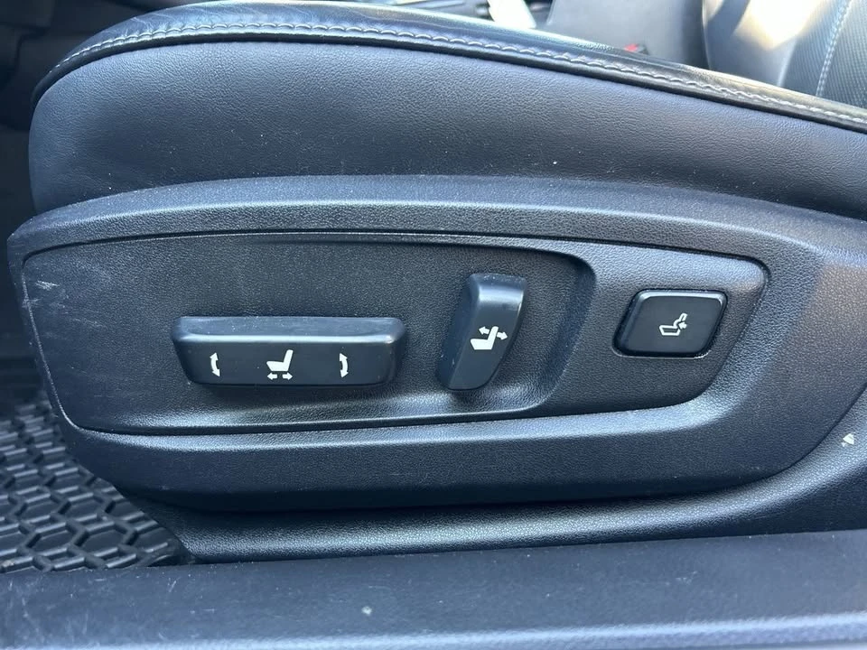 2018 Lexus ES 6th Gen - Image 9 of 20