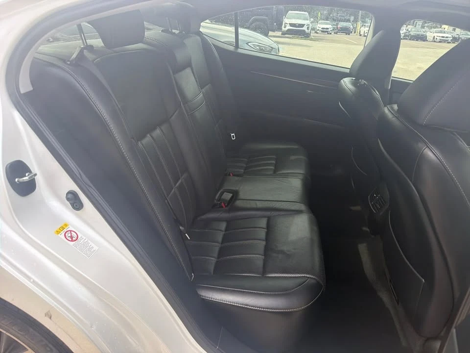 2018 Lexus ES 6th Gen - Image 12 of 15