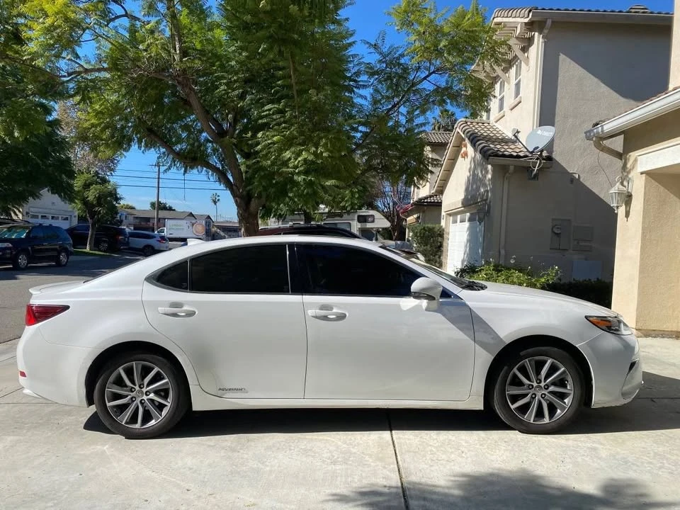 2018 Lexus ES 6th Gen - Image 5 of 17