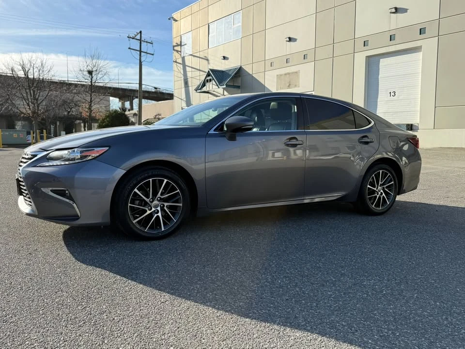 2018 Lexus ES 6th Gen - Image 5 of 19