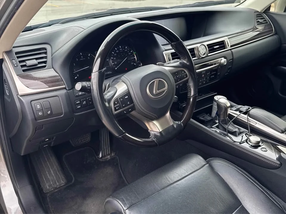 2018 Lexus GS 4th Gen - Image 3 of 4
