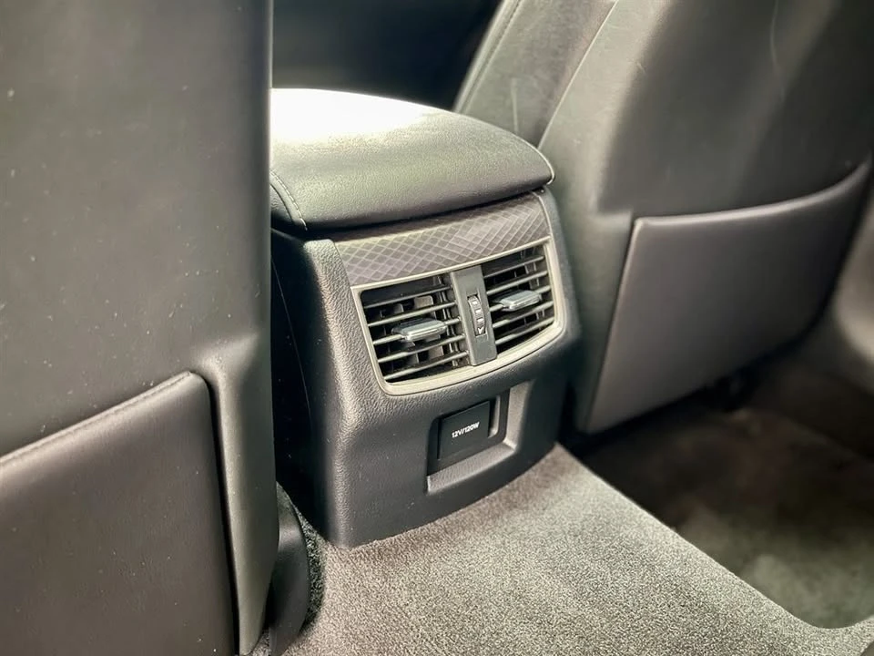2018 Lexus GS 4th Gen - Image 12 of 20