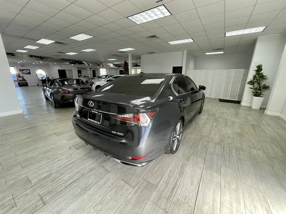 2018 Lexus GS 4th Gen - Image 5 of 20