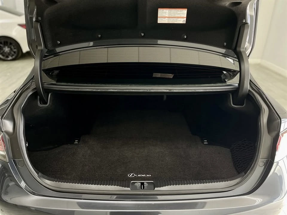 2018 Lexus GS 4th Gen - Image 10 of 20