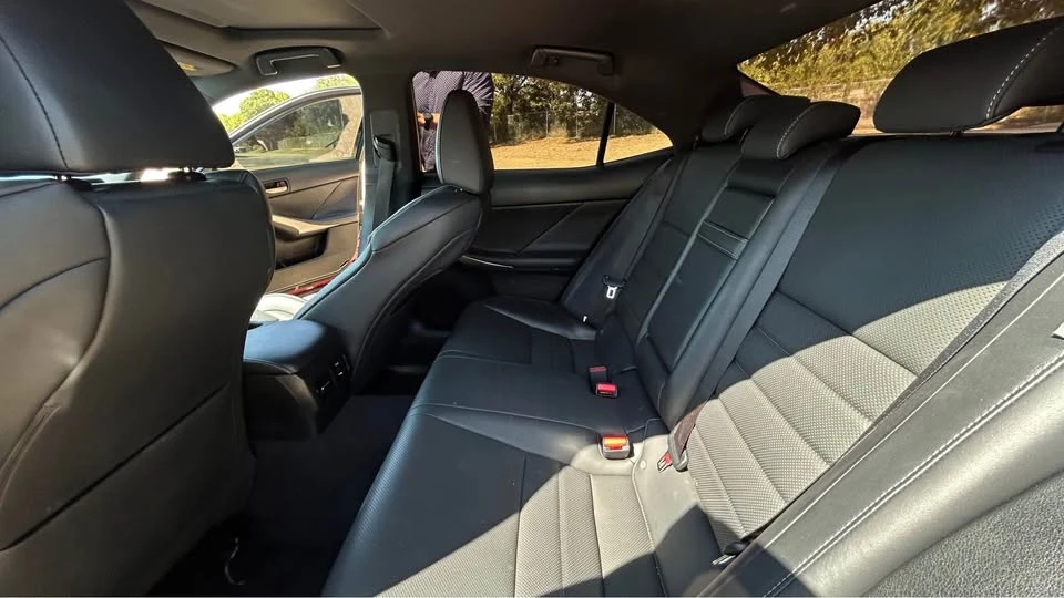 2018 Lexus IS 3rd Gen - Image 7 of 10