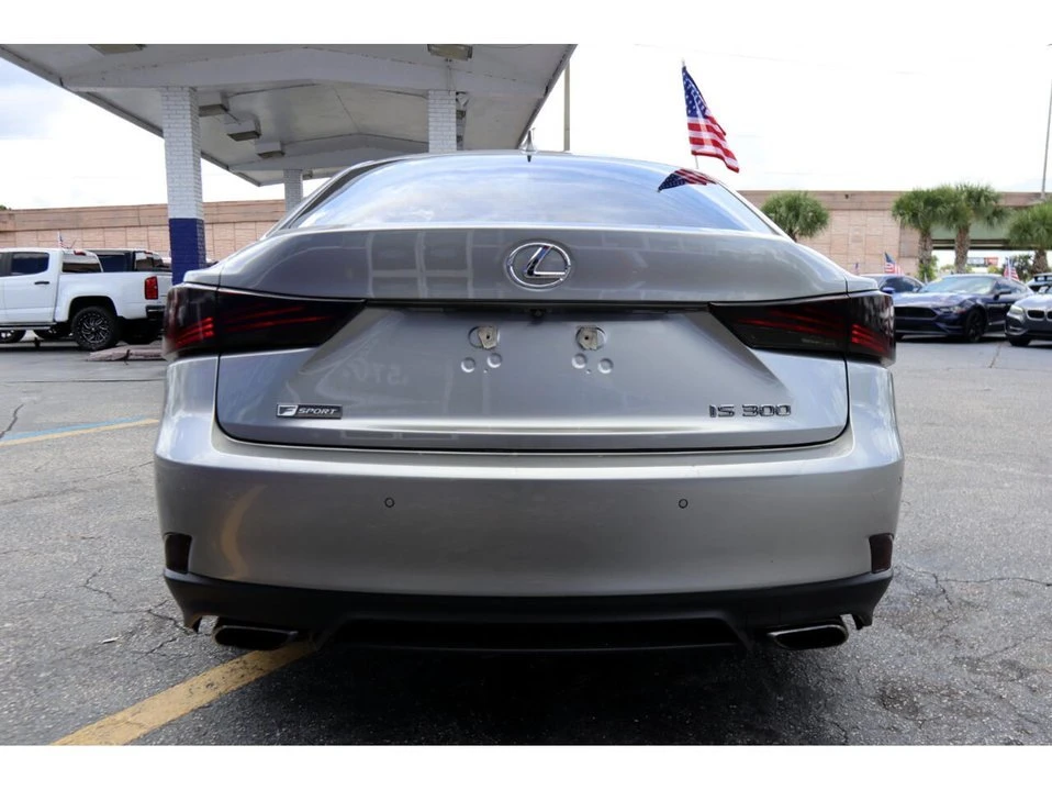 2018 Lexus IS 3rd Gen - Image 6 of 20