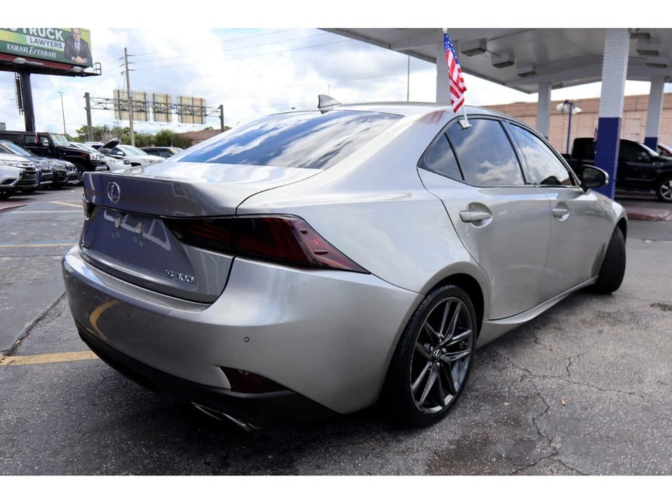 2018 Lexus IS 3rd Gen - Image 5 of 20