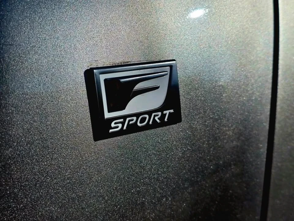2018 Lexus IS 3rd Gen - Image 10 of 20