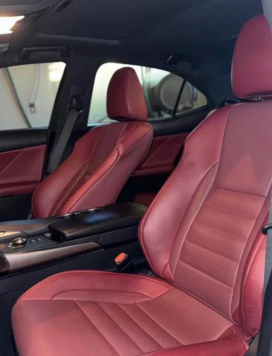 2018 Lexus IS 3rd Gen - Image 8 of 12